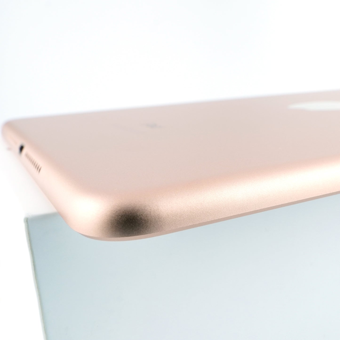 Bランク iPad mini(第5世代) Wi-Fi+Cellular 64GB Gold MUX72ZP/A A2124 Malaysia版【90日保証】