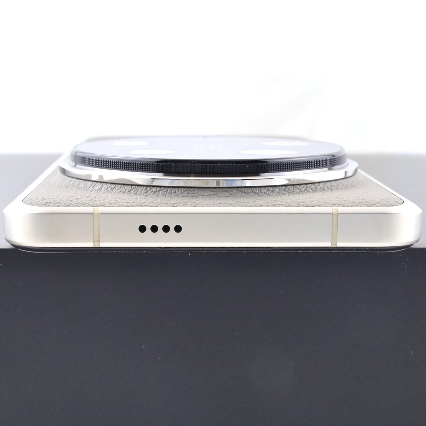 Aランク Xiaomi 14 Ultra 16/1024GB Titanium特別版 24031PN0DC 中国版【90日保証】