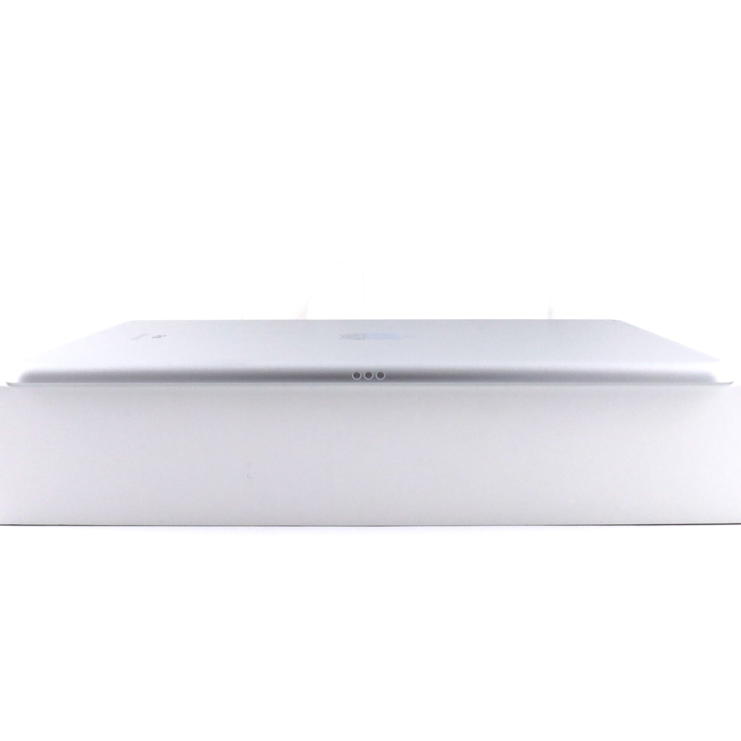Cランク Apple iPad(第7世代 2019)Wi-Fi 128GB Silver A2197 FW782J/A 国内版【30日保証】