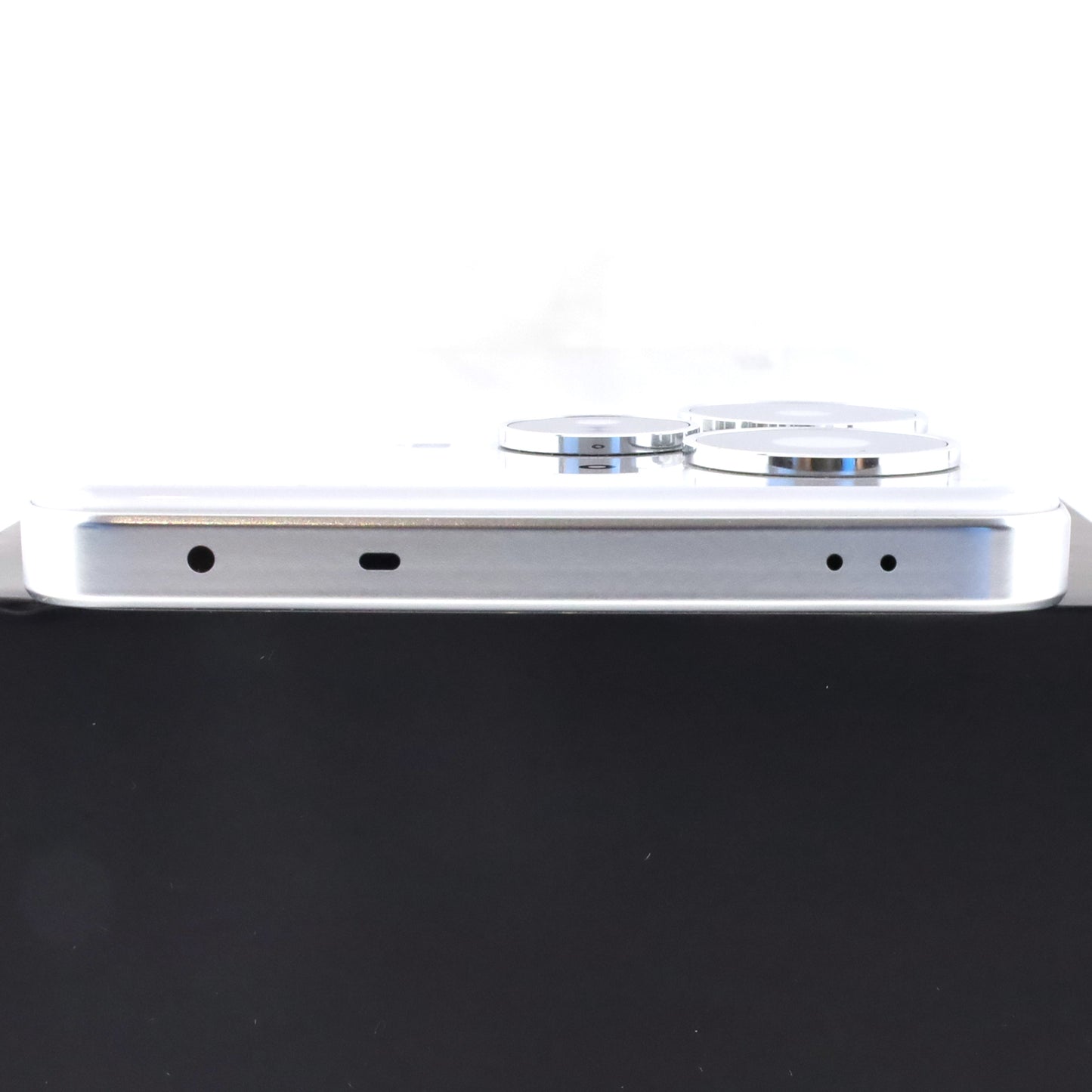 B++ランク realme Neo7 Turbo 12/256GB Gray RMX5062 中国版【90日保証】