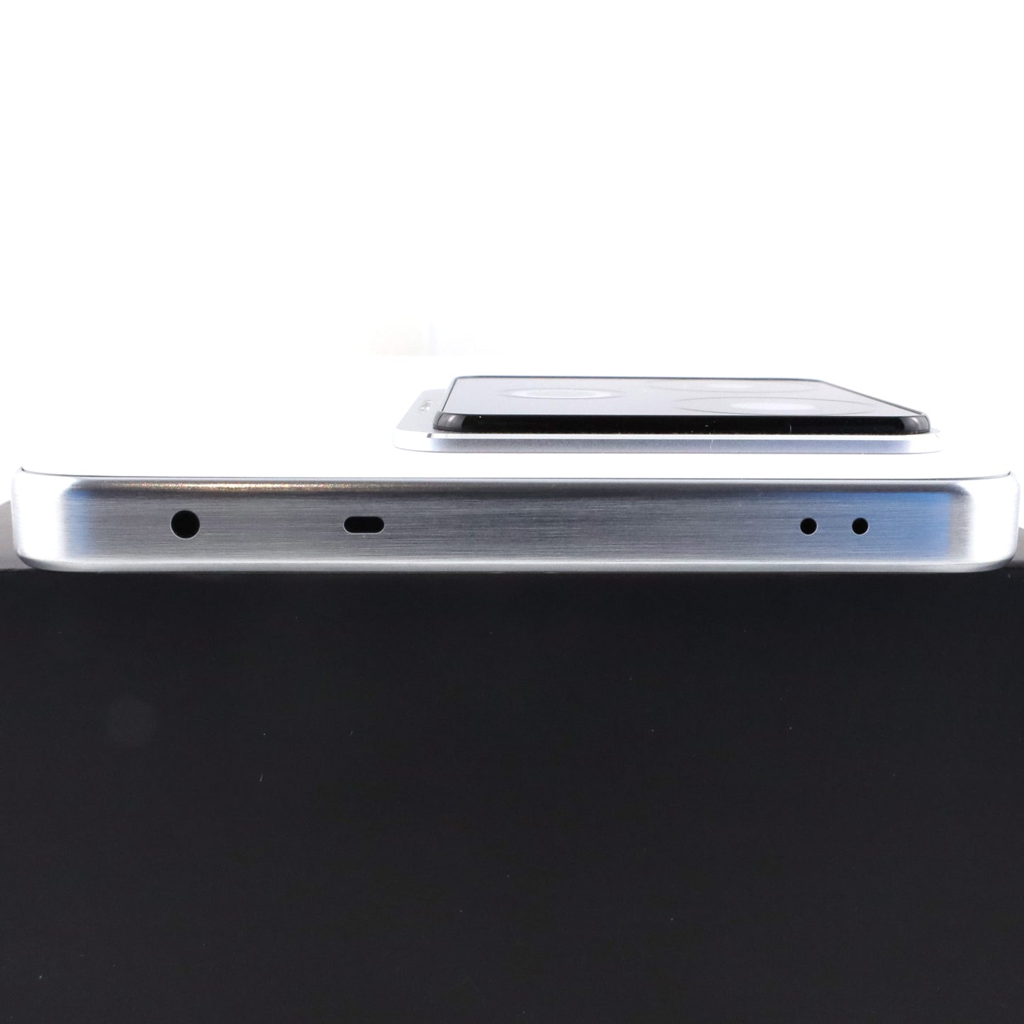 A-ランクrealme GT7 12/256GB White RMX6688 中国版【90日保証】