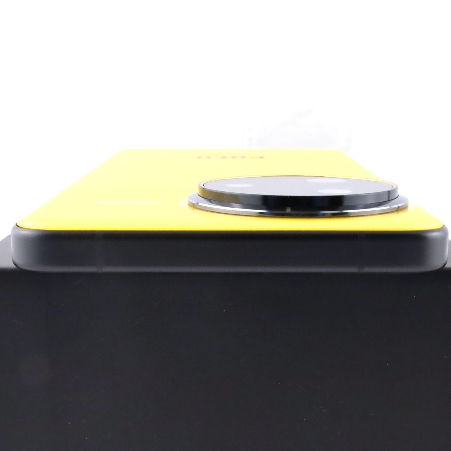 Aランク POCO F7 Ultra 12/256GB Yellow 24122RKC7G グローバル版【90日保証】