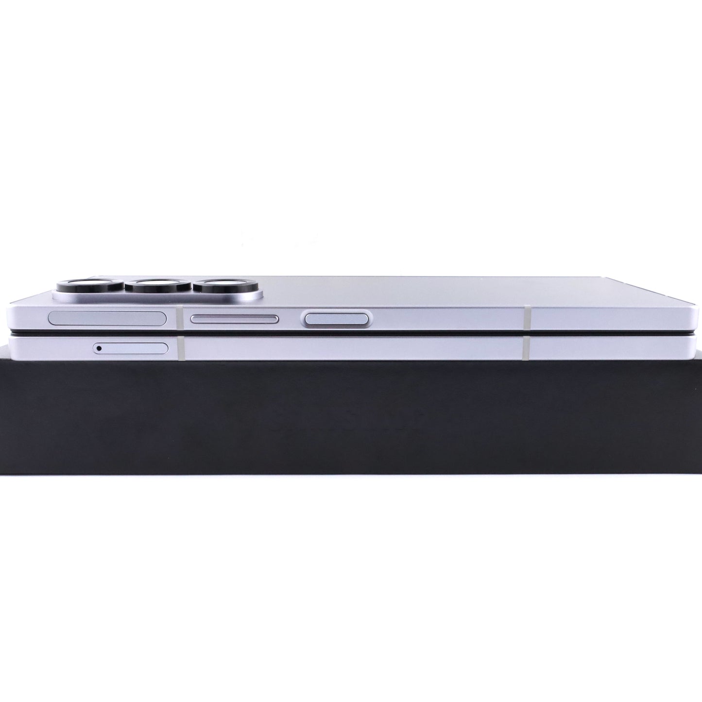 Cランク Galaxy Z Fold6 12GB/1TB SilverShadow SM-F956Q 国内Simフリー版【30日保証】