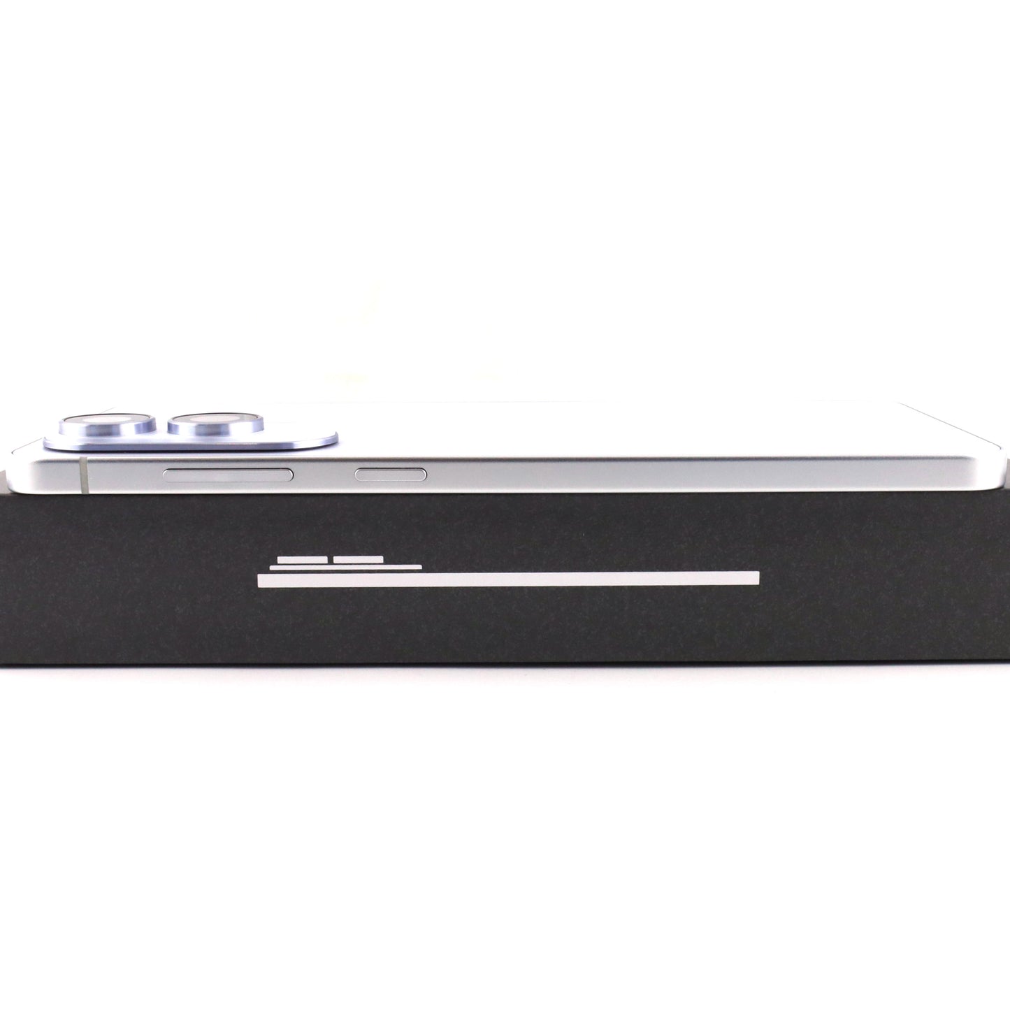 A-ランク Galaxy S25 Edge 12/512GB TitaniumIcyablue SM-S9370 グローバル版【90日保証】