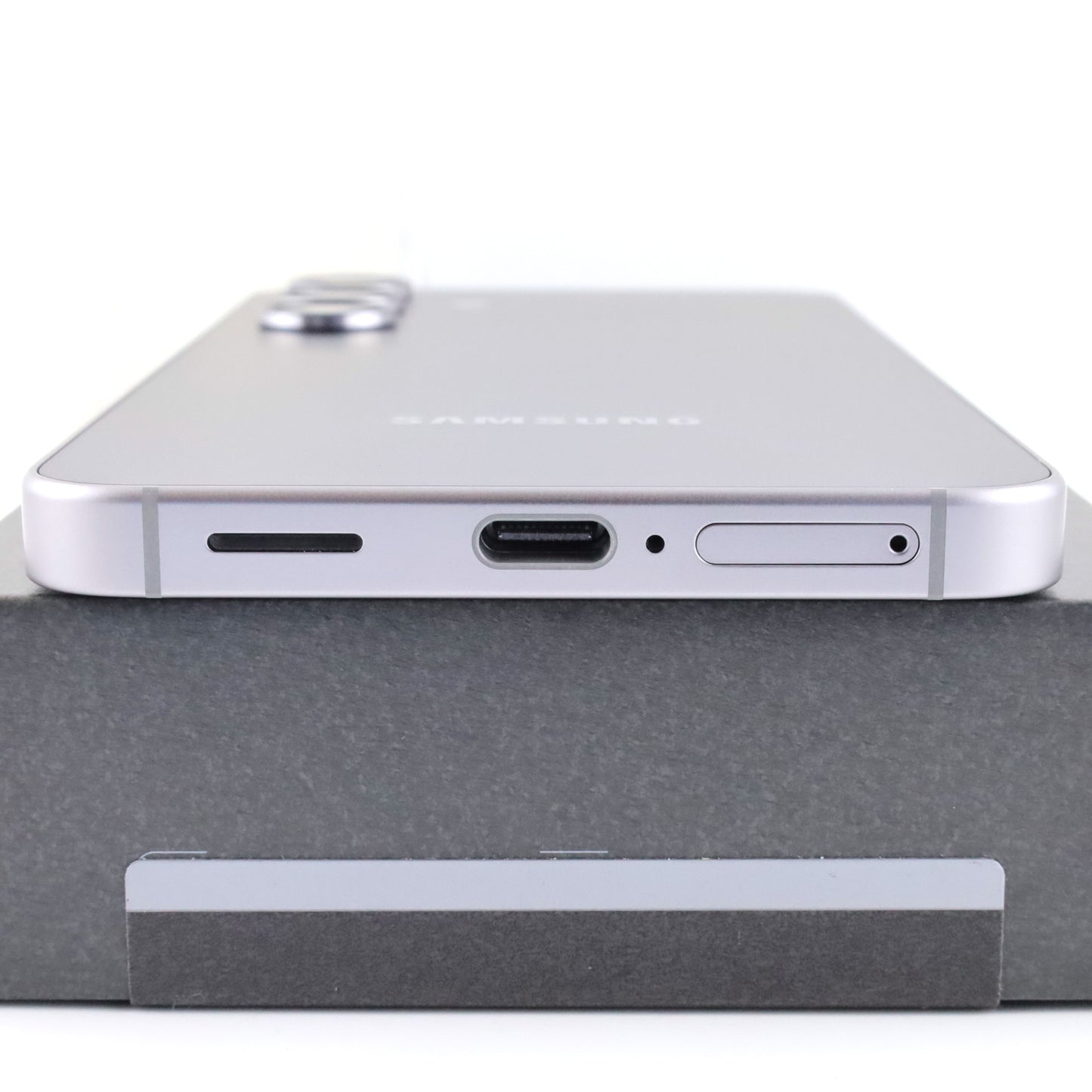 Aランク Galaxy S25 12/512GB SilverShadow SM-S931Q 国内版【90日保証】