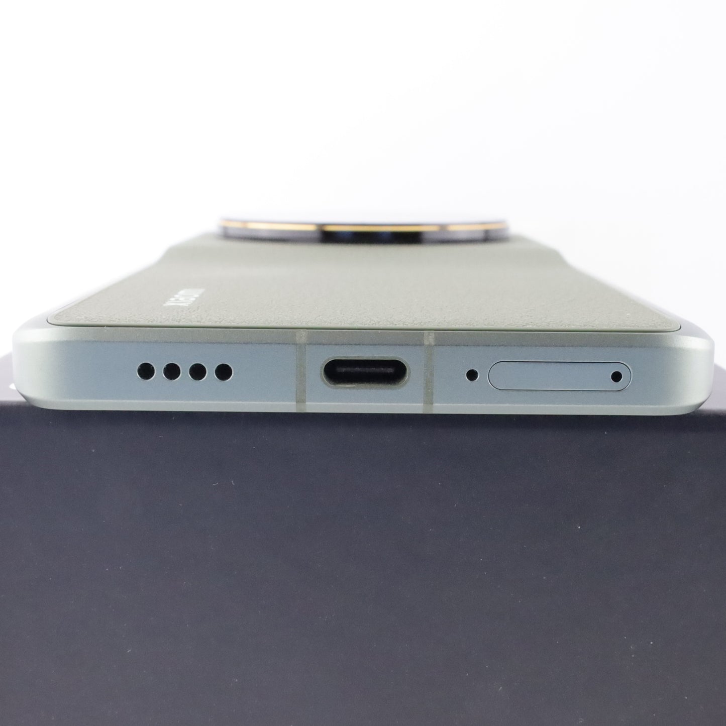 A-ランク Xiaomi 13 Ultra 16/1024GB Green 2304FPN6DC 中国版【90日保証】