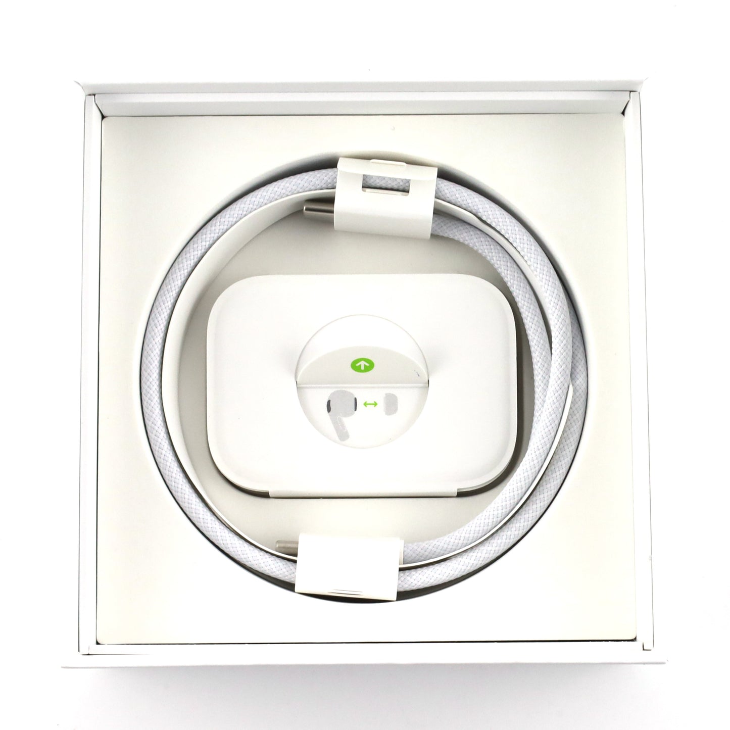 Bランク Apple AirPods Pro 第2世代 MTJV3J/A 国内版【90日保証】