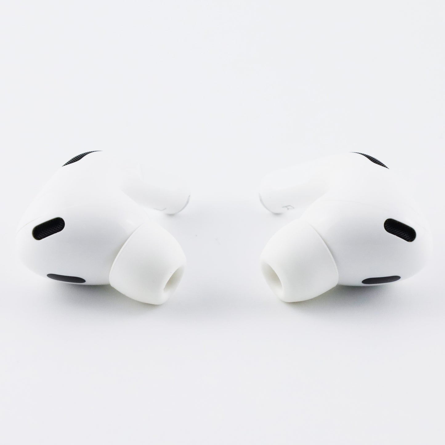 Bランク Apple AirPods Pro 第2世代 MTJV3J/A 国内版【90日保証】