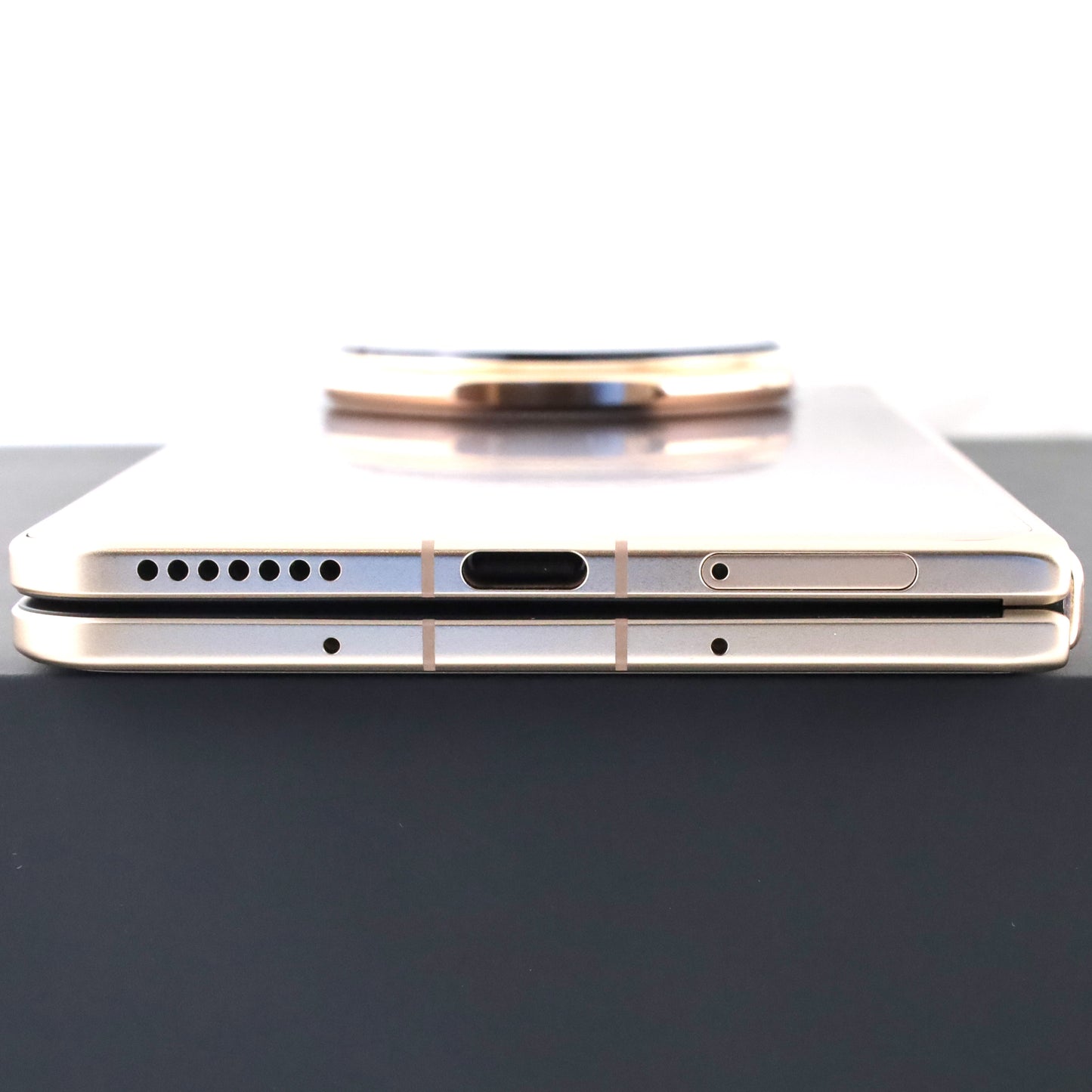 C+ランク HONOR Magic V5 16/512GB DawnGold MBH-N49 グローバル版【30日保証】
