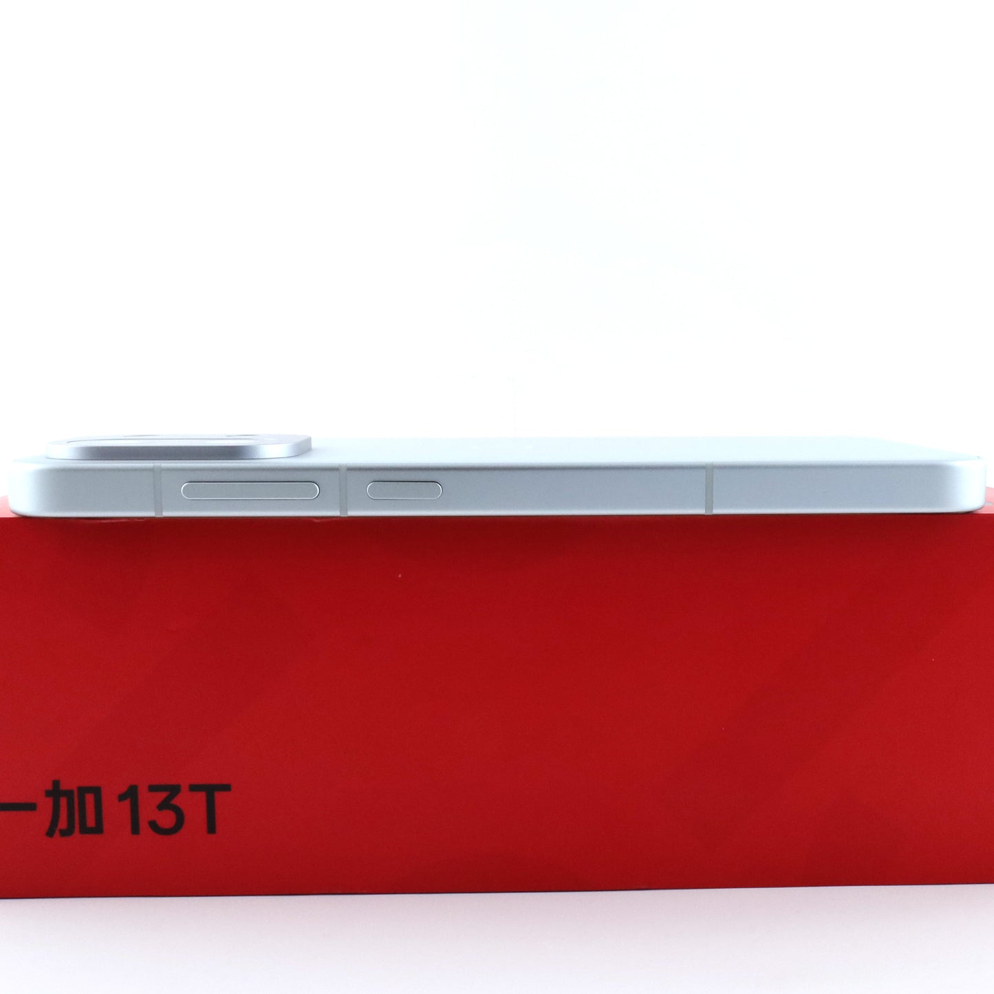 Aランク OnePlus 13T 16/256GB Grey PKX110 中国版【90日保証】