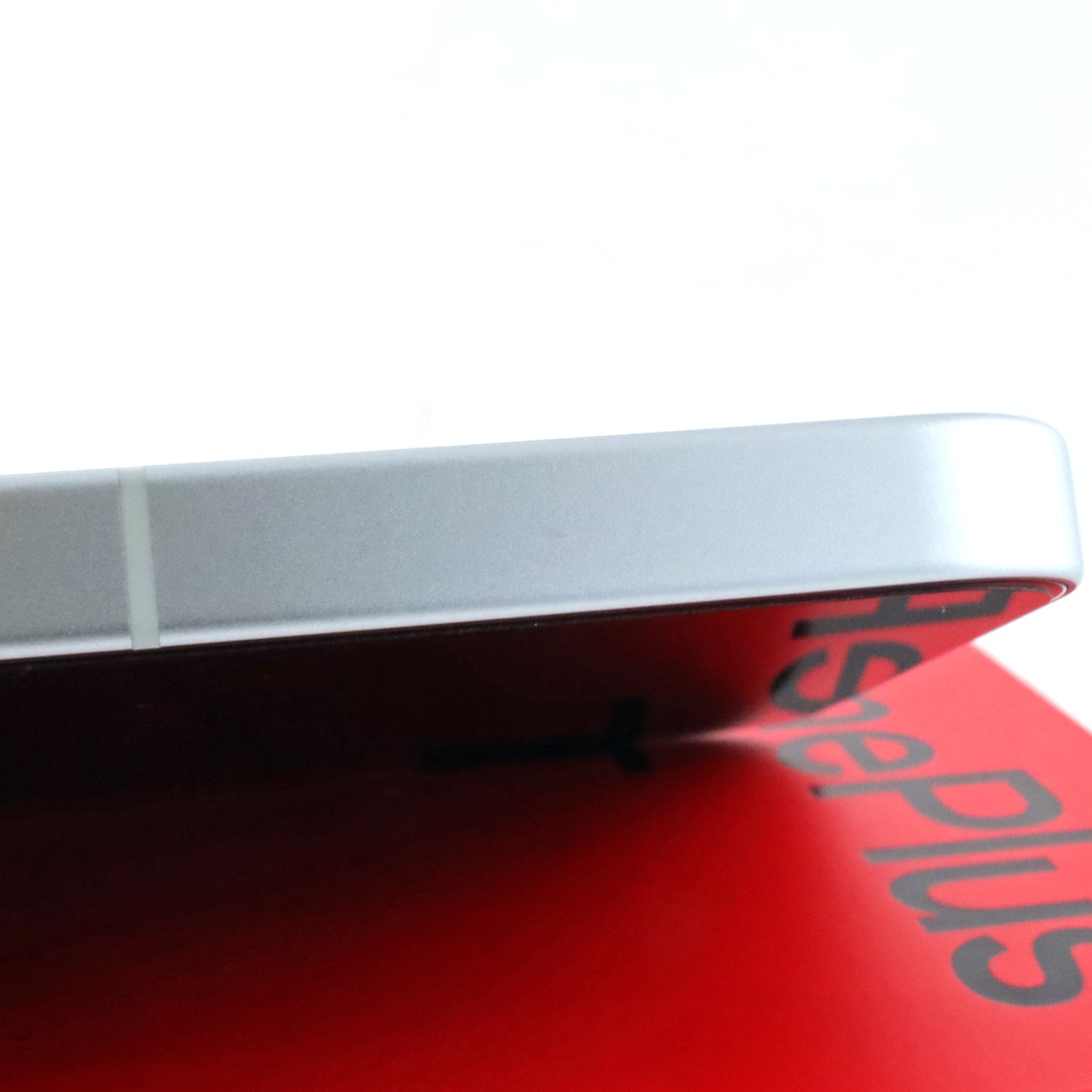 Aランク OnePlus 13T 16/256GB Grey PKX110 中国版【90日保証】