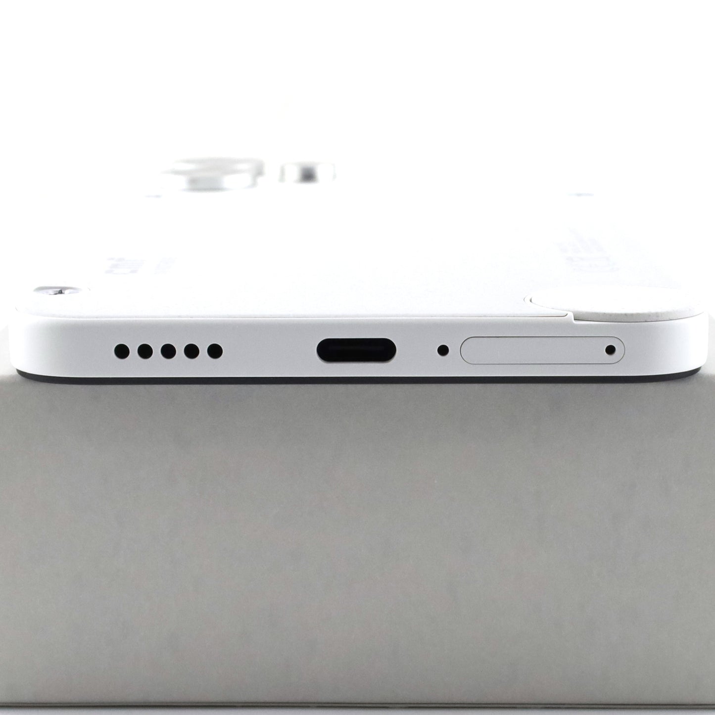 Aランク Nothing Phone 2 Pro 8/256GB White A001 グローバル版【90日保証】