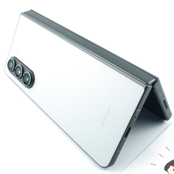 Cランク Galaxy Z Fold5 12GB/1TB Gray SM-F946Q 国内版Simフリー【30日保証】