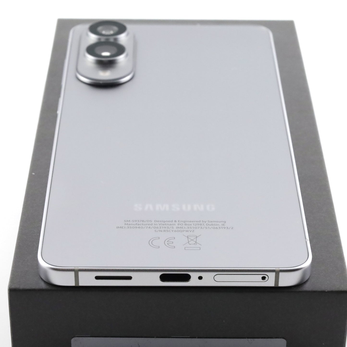 Aランク Galaxy S25 Edge 12/512GB Titanium Silver グローバル版【90日保証】