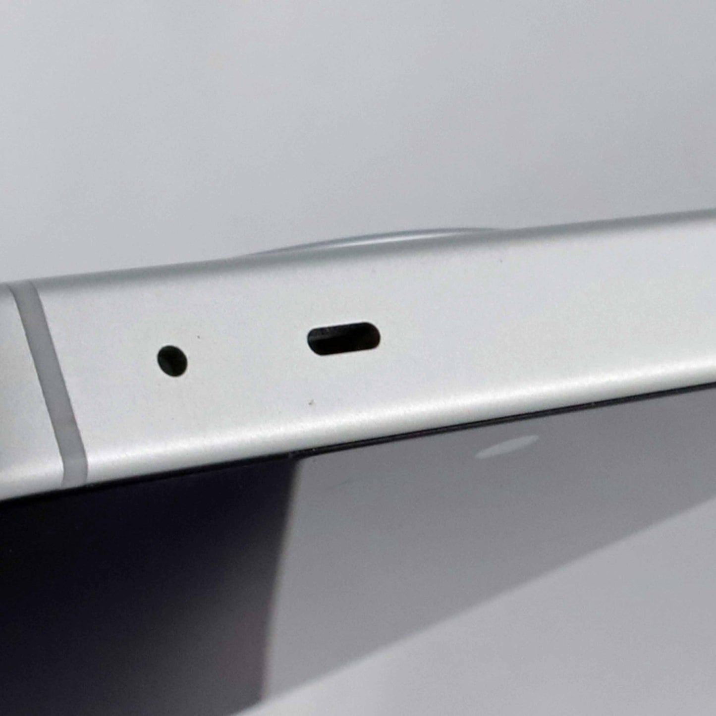 B+ランク OPPO Find X8 16/256GB white CN PKB110 中国版【90日保証】