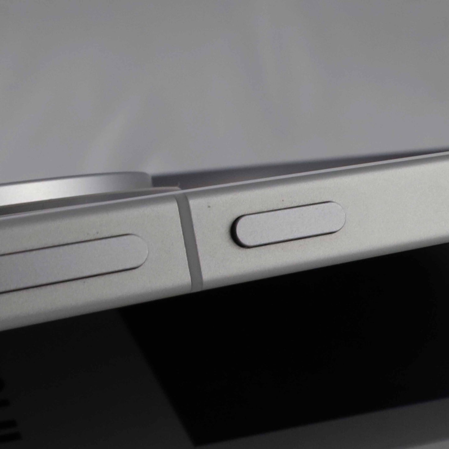 B+ランク OPPO Find X8 16/256GB white CN PKB110 中国版【90日保証】