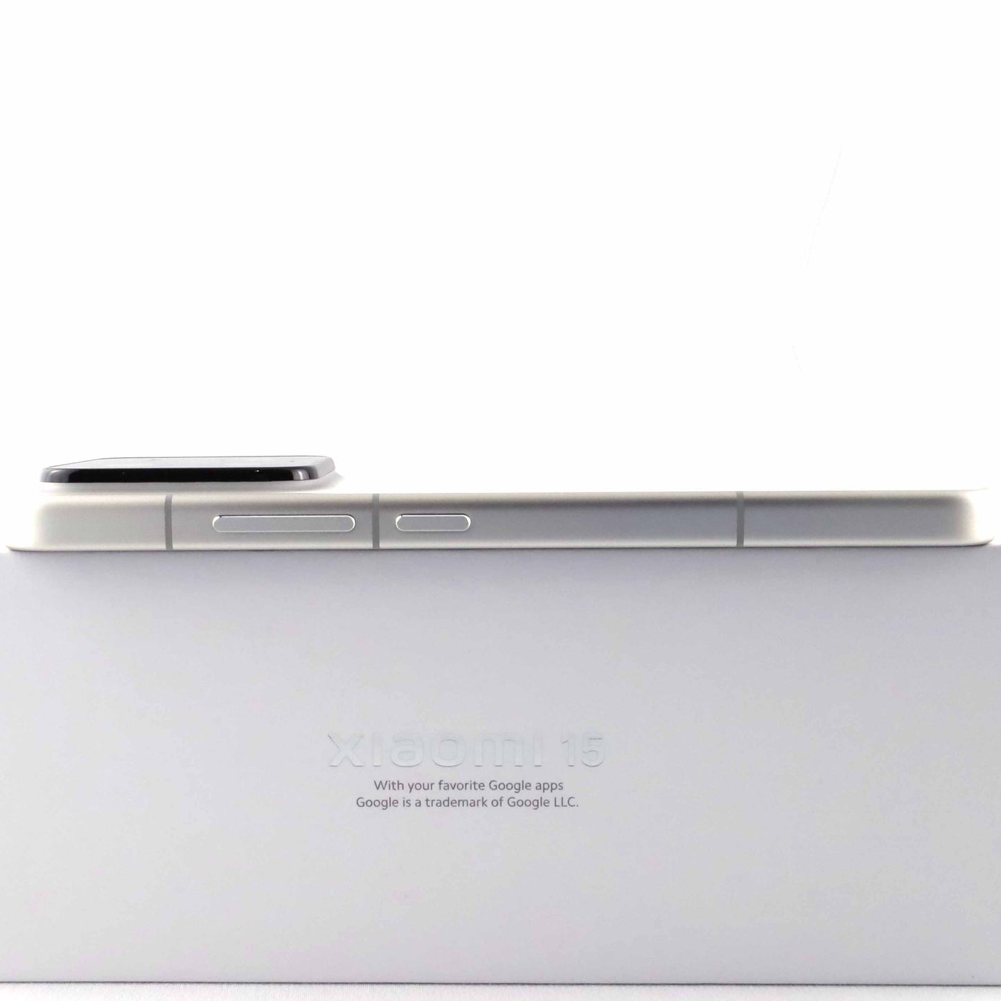 Cランク Xiaomi 15 12/256GB White 24129PN74G 国内版【90日保証】