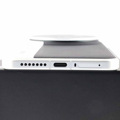 Aランク Xiaomi 15 Ultra 16/512GB SilverChrome 25010PN30G 国内版【90日保証】