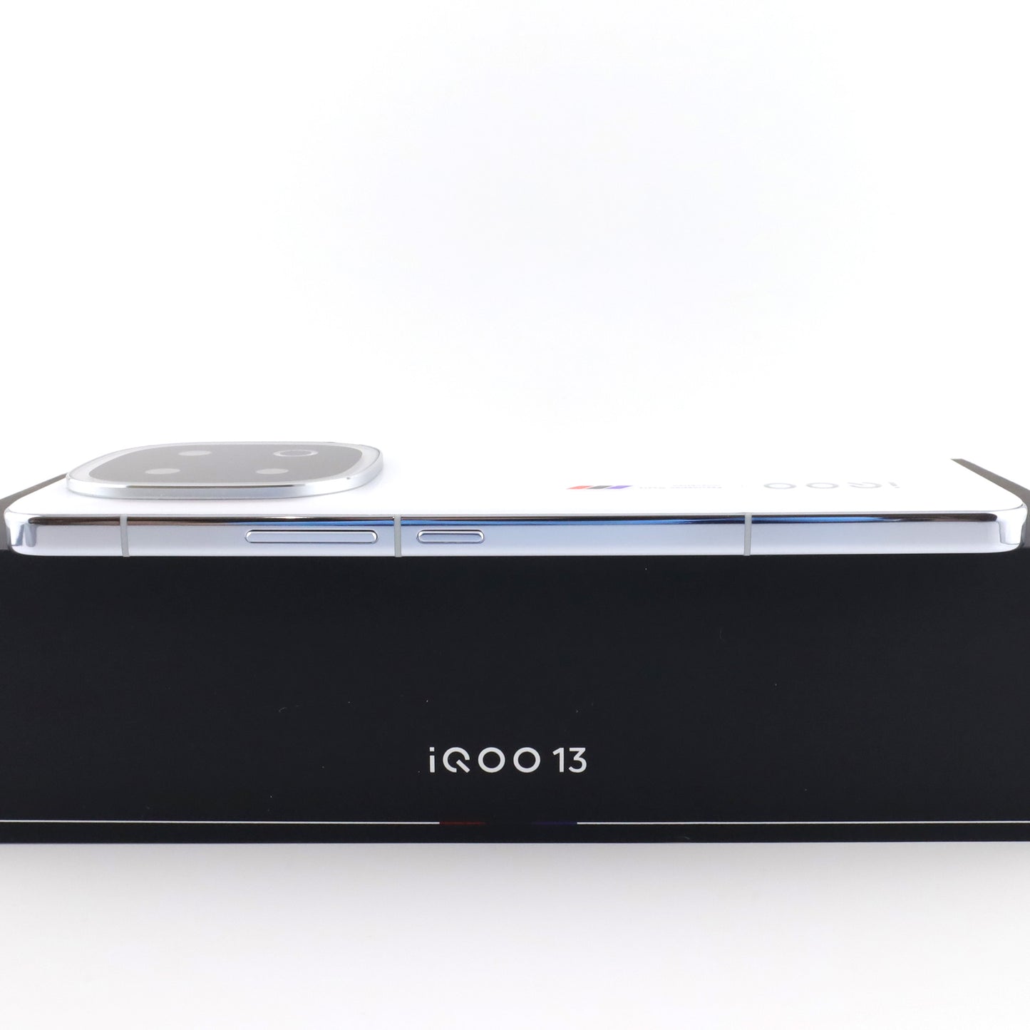B+ランク vivo iQOO 13 12/256GB Legend V2408A 中国版【90日保証】