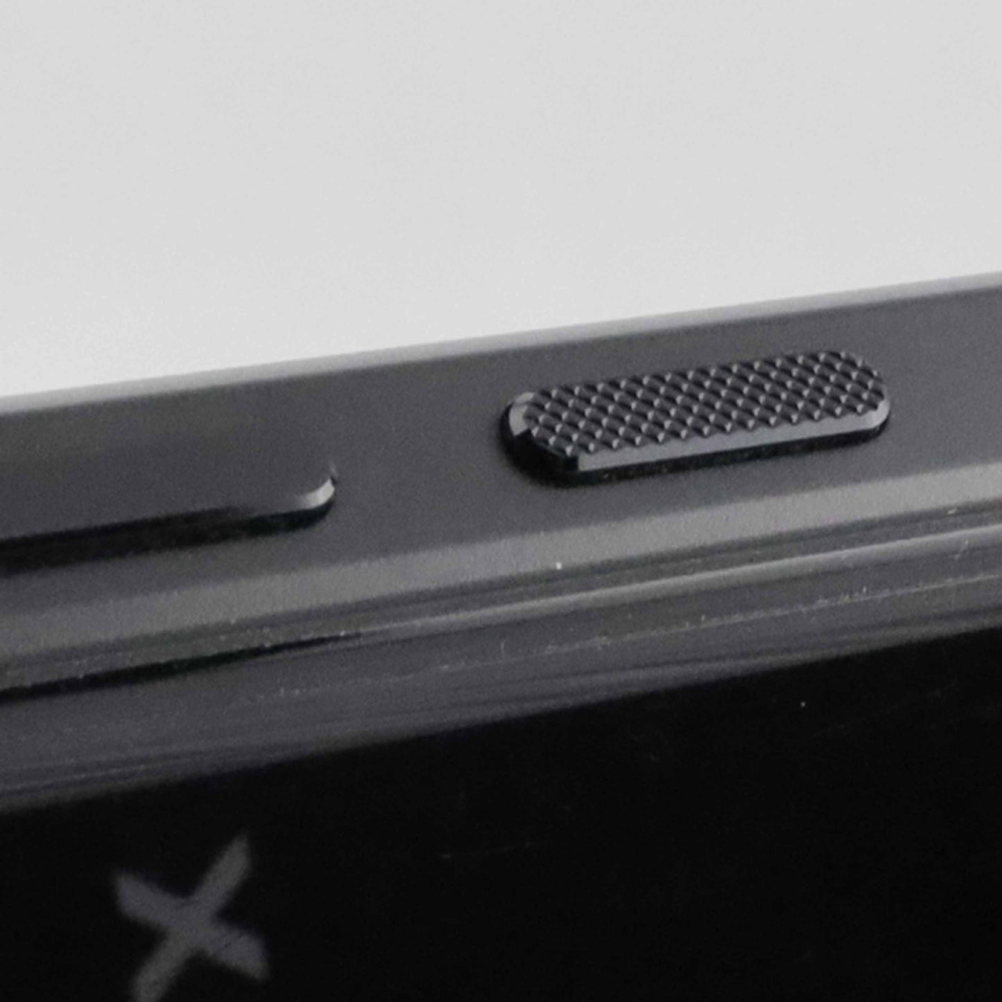 B+ランクXiaomi 15 Ultra 16/512GB Black 2510PN30G 国内版【90日保証】