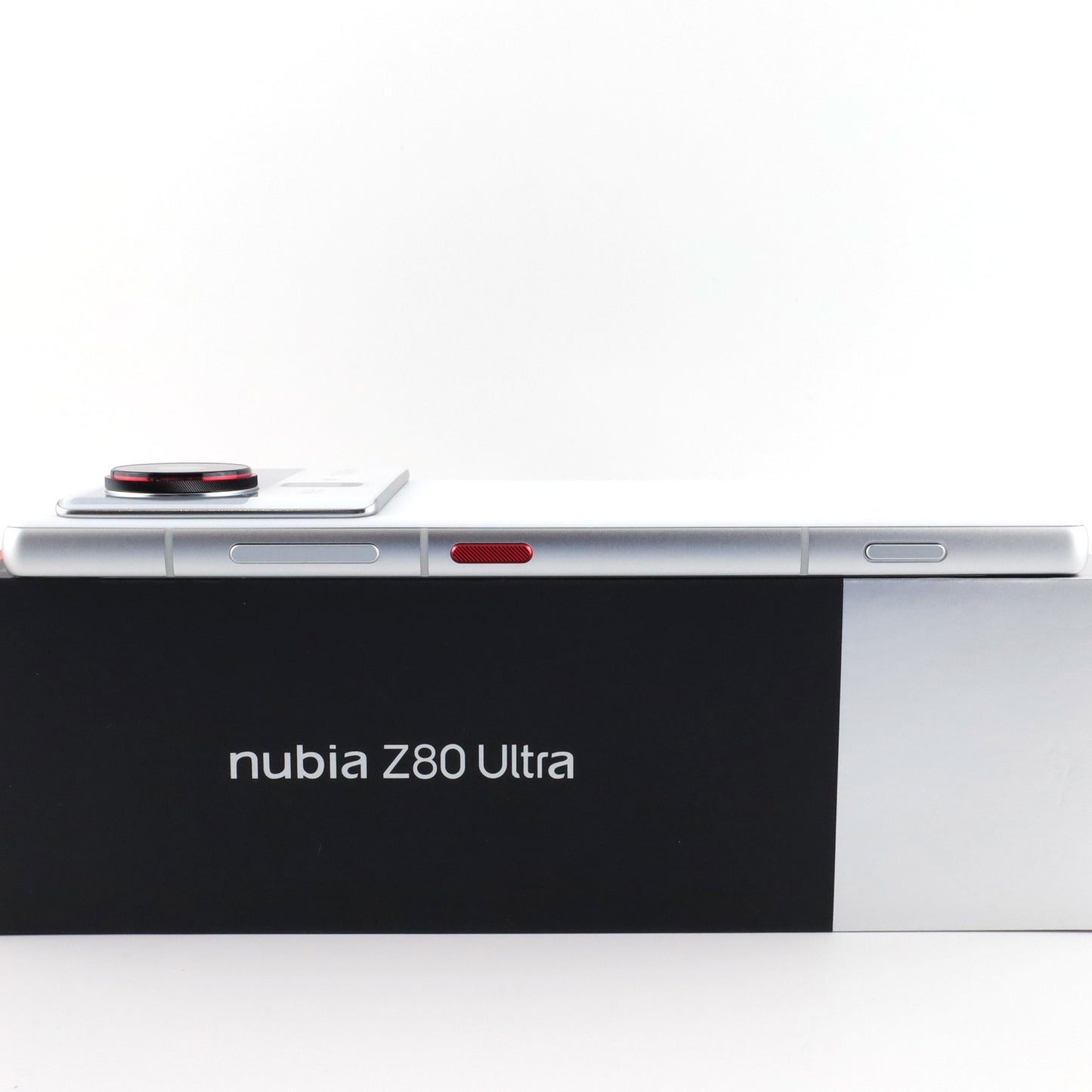 Aランク nubia Z80 Ultra 16/512GB White NX741J 国内版【90日保証】