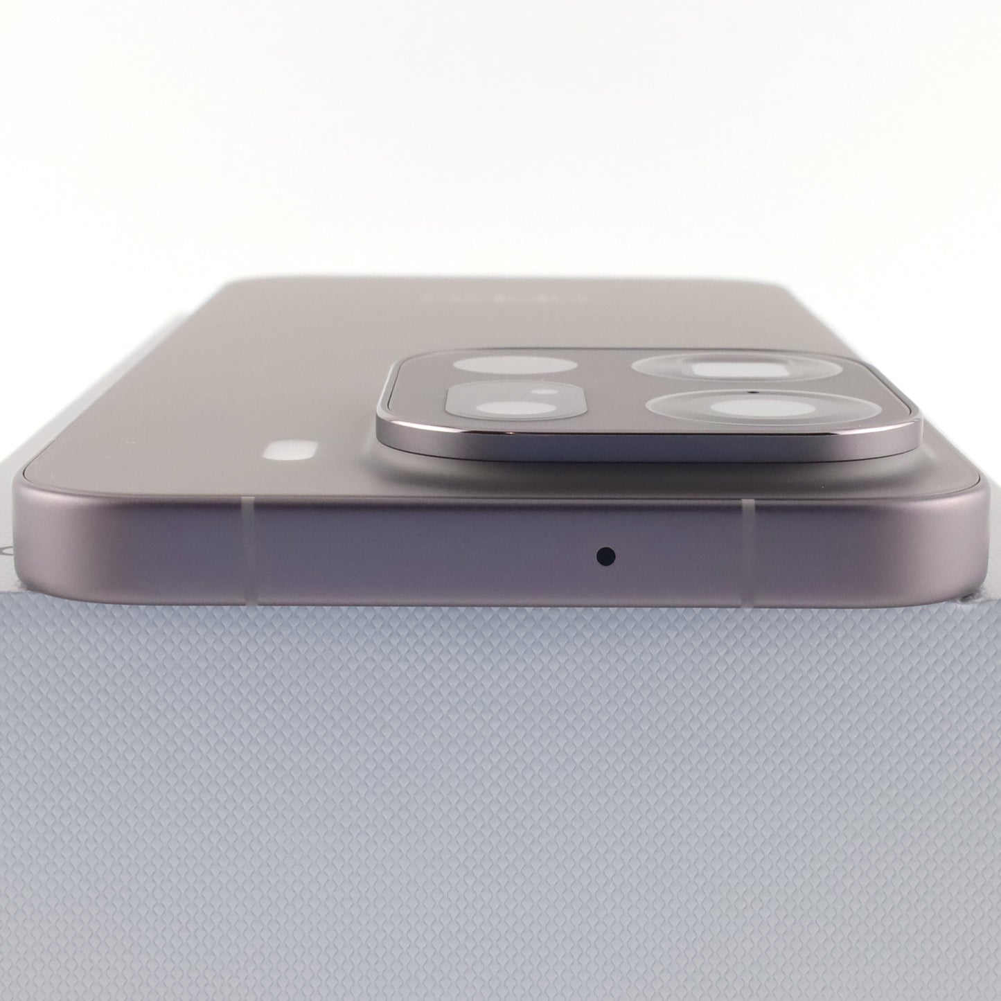 A-ランク OPPO Find X9 Pro 16/512GB TitaniumCharcoal CPH2791 グローバル版【90日保証】