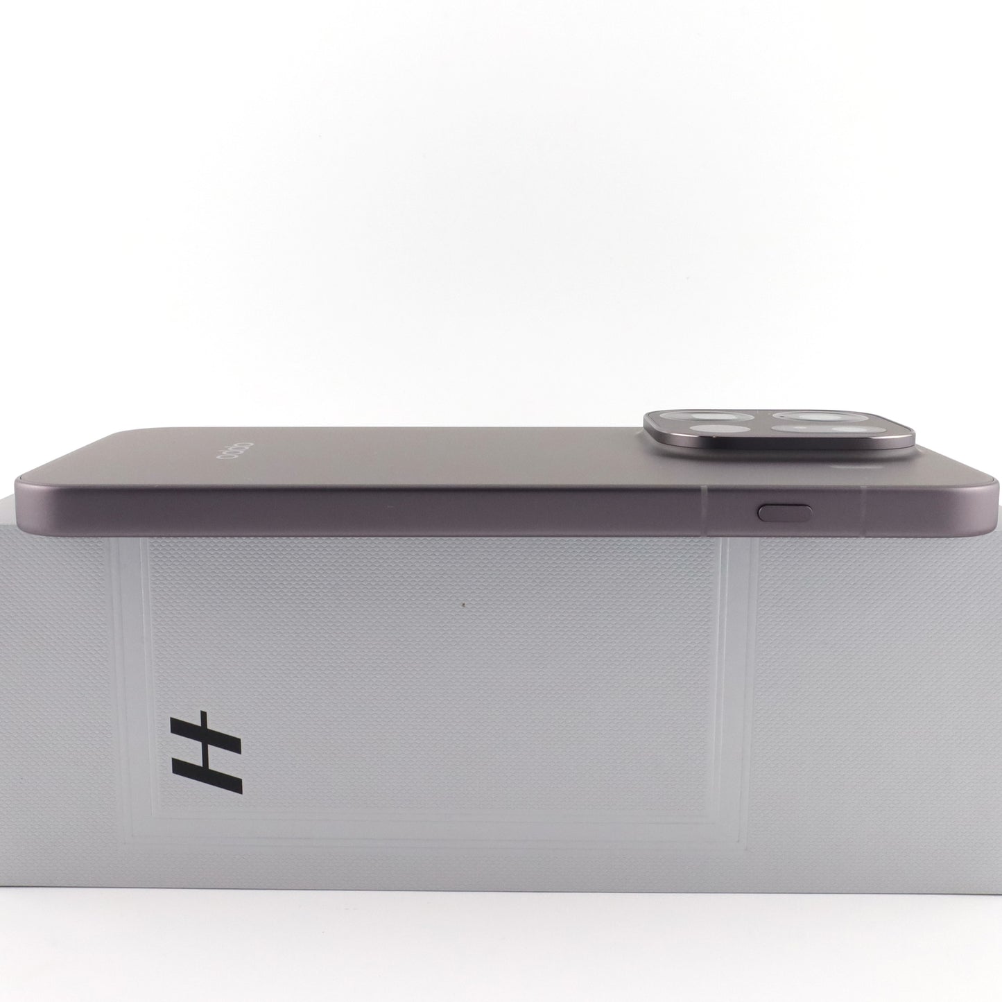 A-ランク OPPO Find X9 Pro 16/512GB TitaniumCharcoal CPH2791 グローバル版【90日保証】