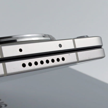 Cランク OPPO Find N6 16/512GB StellarTItanium CPH2765 グローバル版【30日保証】