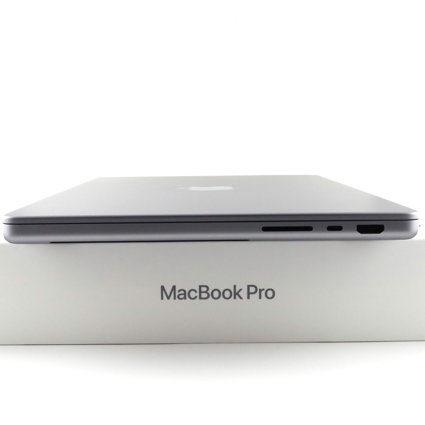 Cランク MacBook Pro 16/512GB 14インチ M1 Proチップ MKGP3J/A A2442 国内【30日保証】