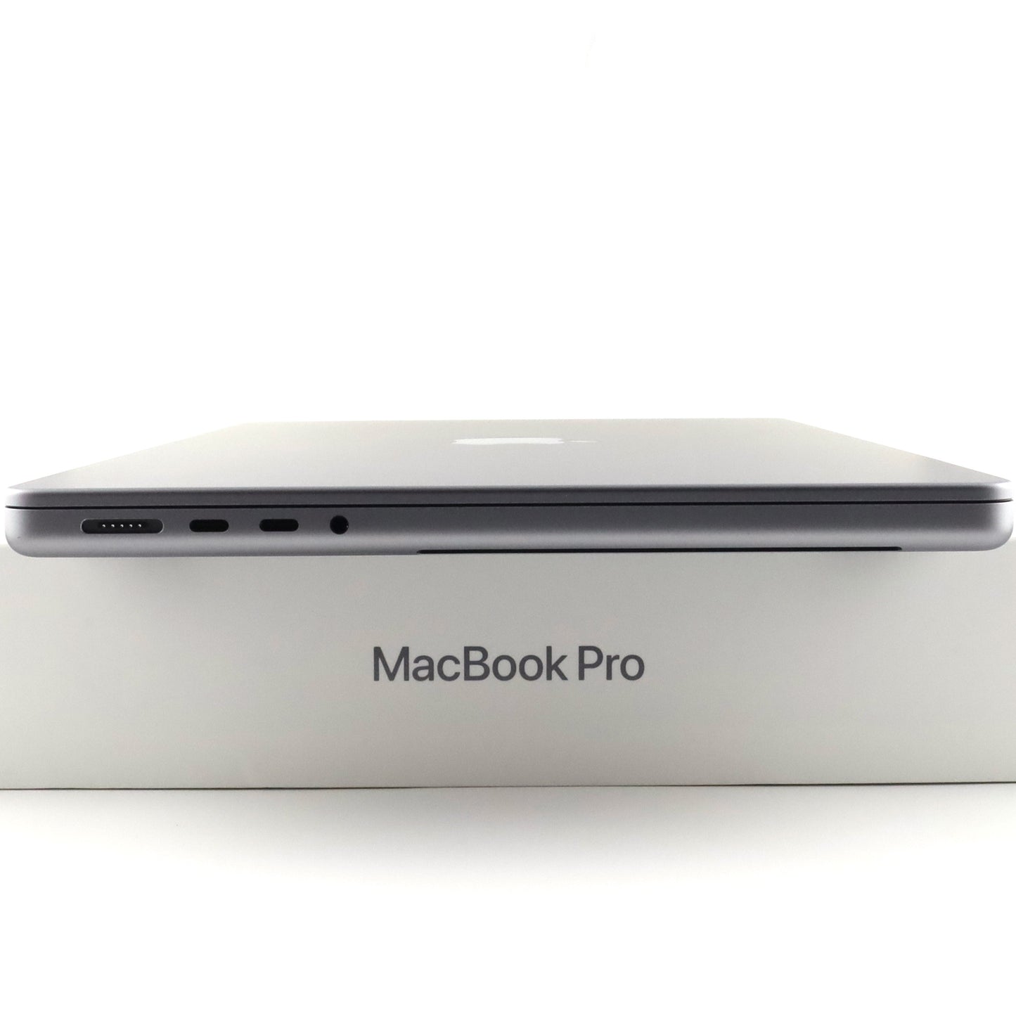 Cランク MacBook Pro 16/512GB 14インチ M1 Proチップ MKGP3J/A A2442 国内【30日保証】