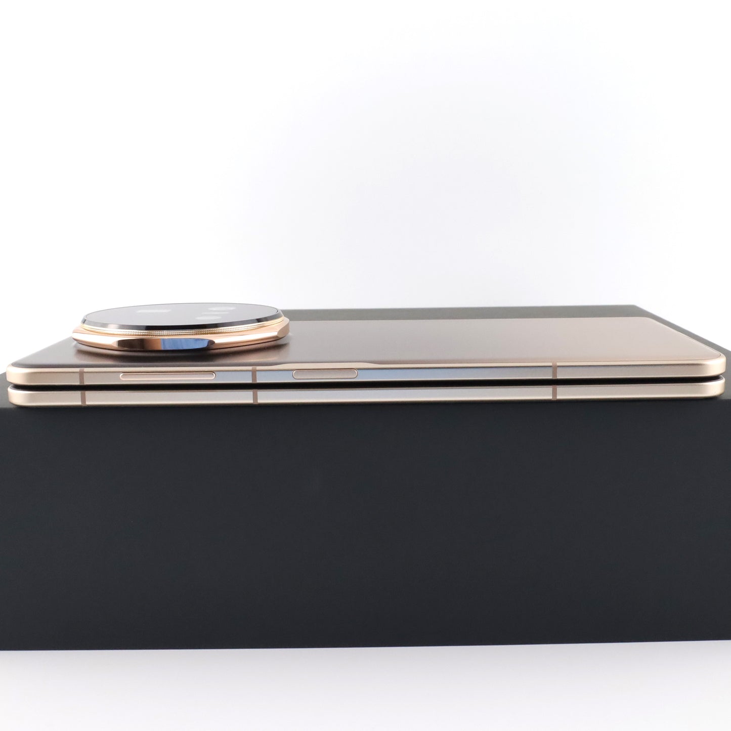 Cランク HONOR Magic V5 16/512GB DawnGold MBH-N49 グローバル版【30日保証】