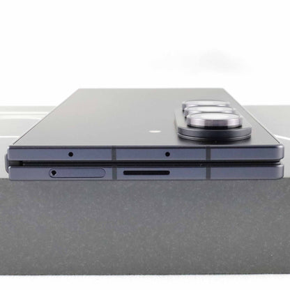 A-ランク Galaxy Z Fold7 12/256GB Jetblack SM-F966Q 国内版【30日保証】