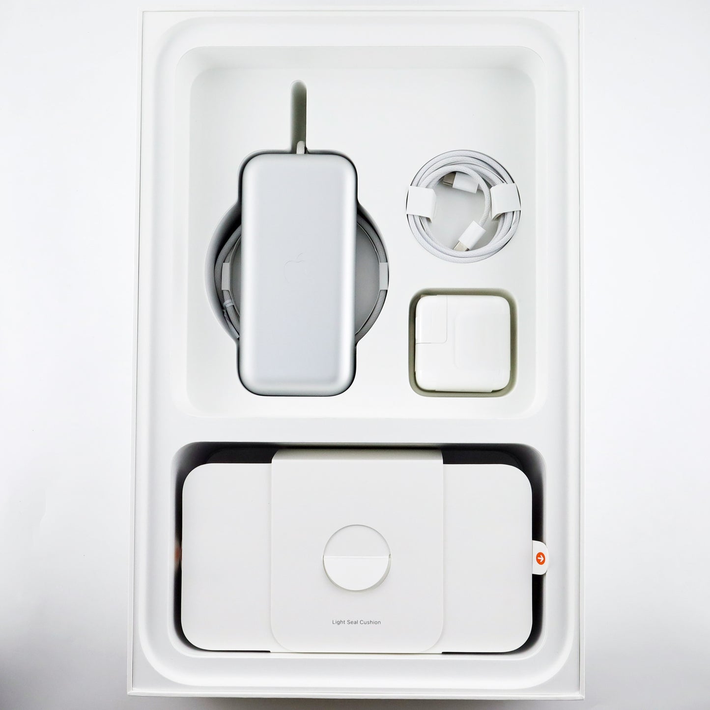 Cランク Apple Vision Pro 256GB 33W BandM A2117 MQL83LL/A 米国版【30日保証】