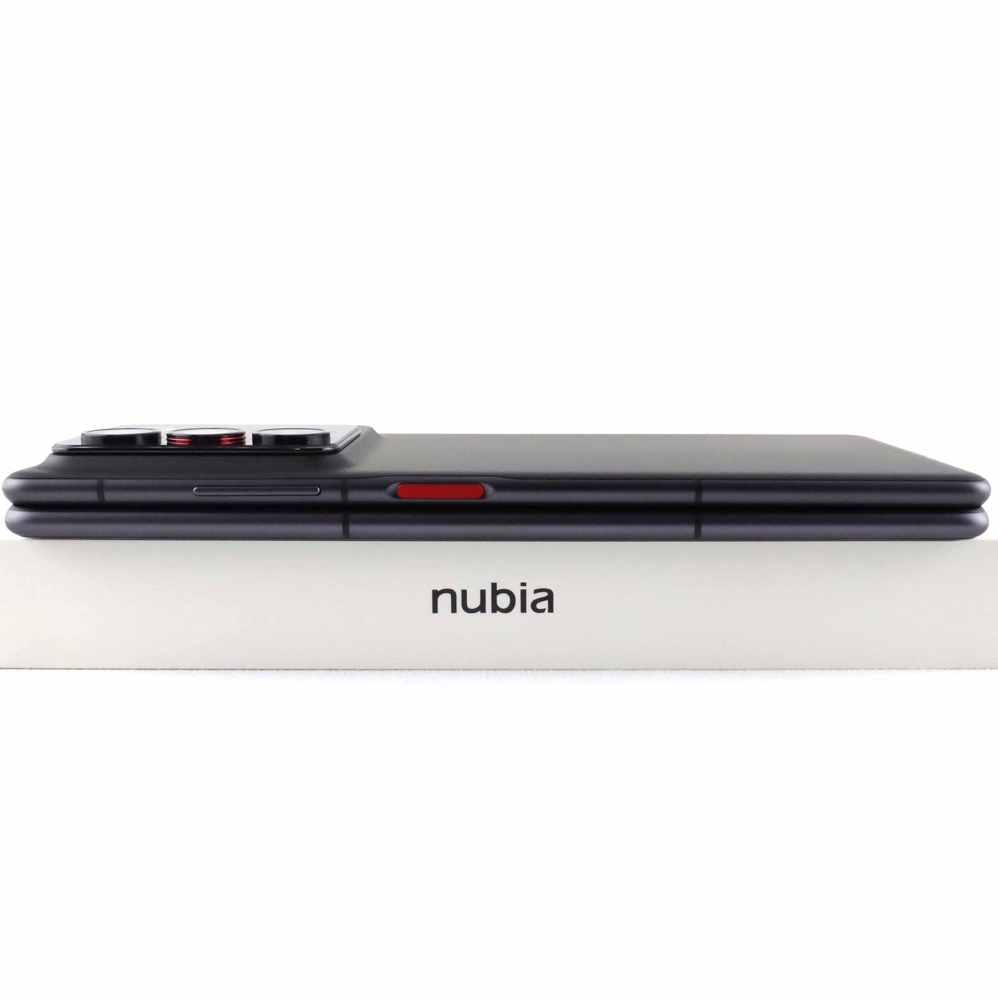 Aランク nubia Fold 12/256GB ブラック A502ZT ワイモバイル版【30日保証】