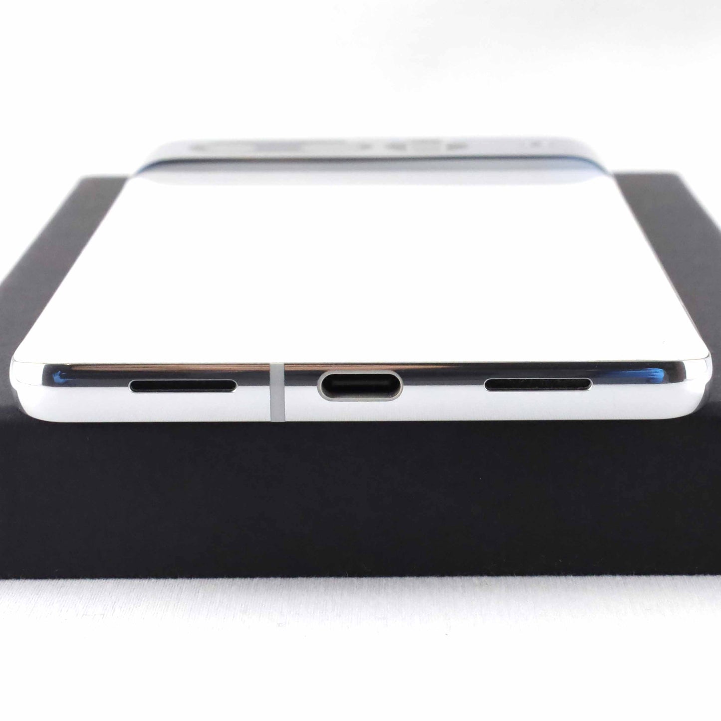 C+ランク Google Pixel 7 Pro 256GB Snow GFE4J 国内版【90日保証】