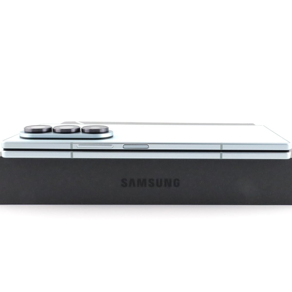 B-ランク Galaxy Z Fold7 12/256GB Mint SM-F966Q 国内版【90日保証】