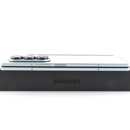 B-ランク Galaxy Z Fold7 12/256GB Mint SM-F966Q 国内版【90日保証】