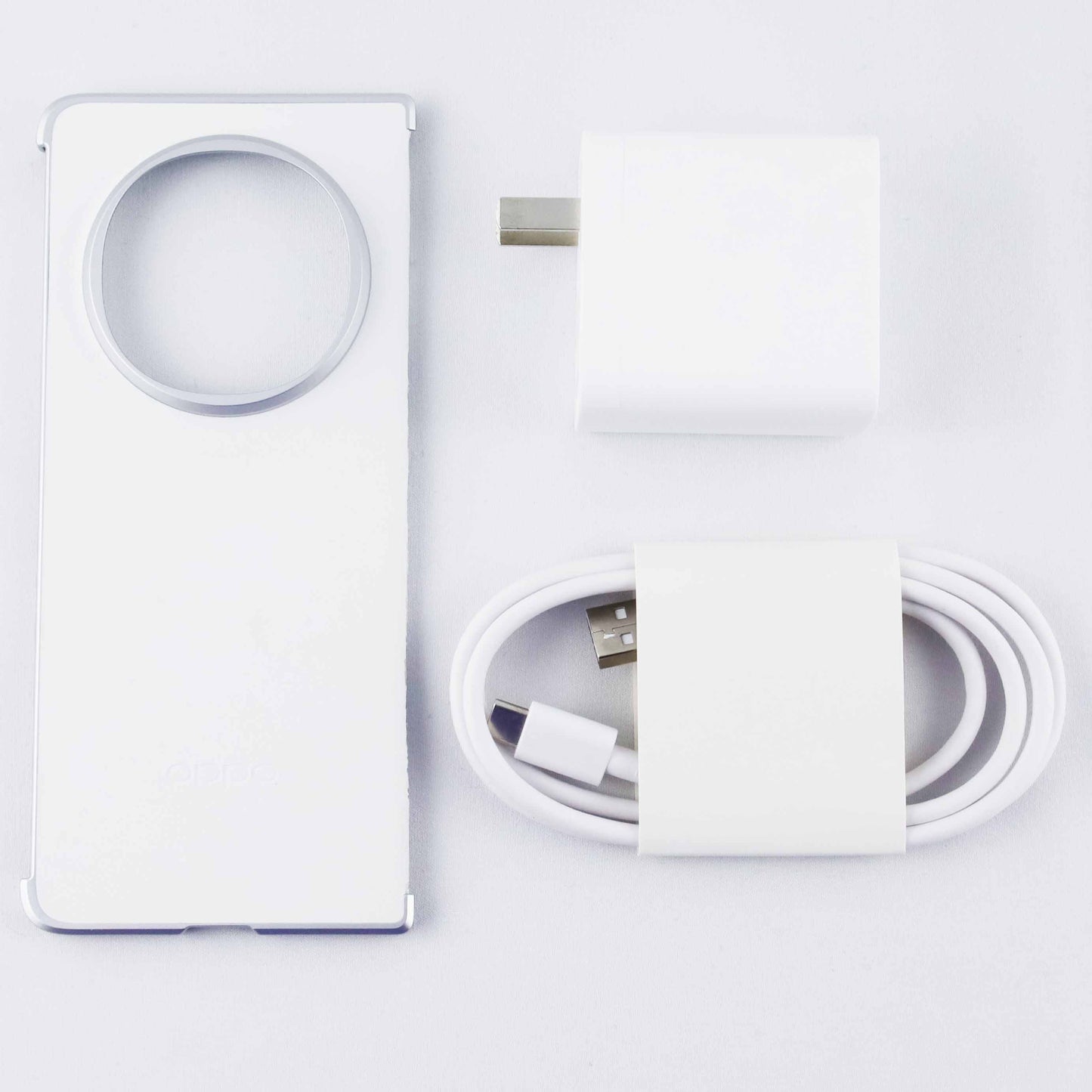 C+ランク OPPO Find N5 12/256GB White PKH110 中国版【30日保証】