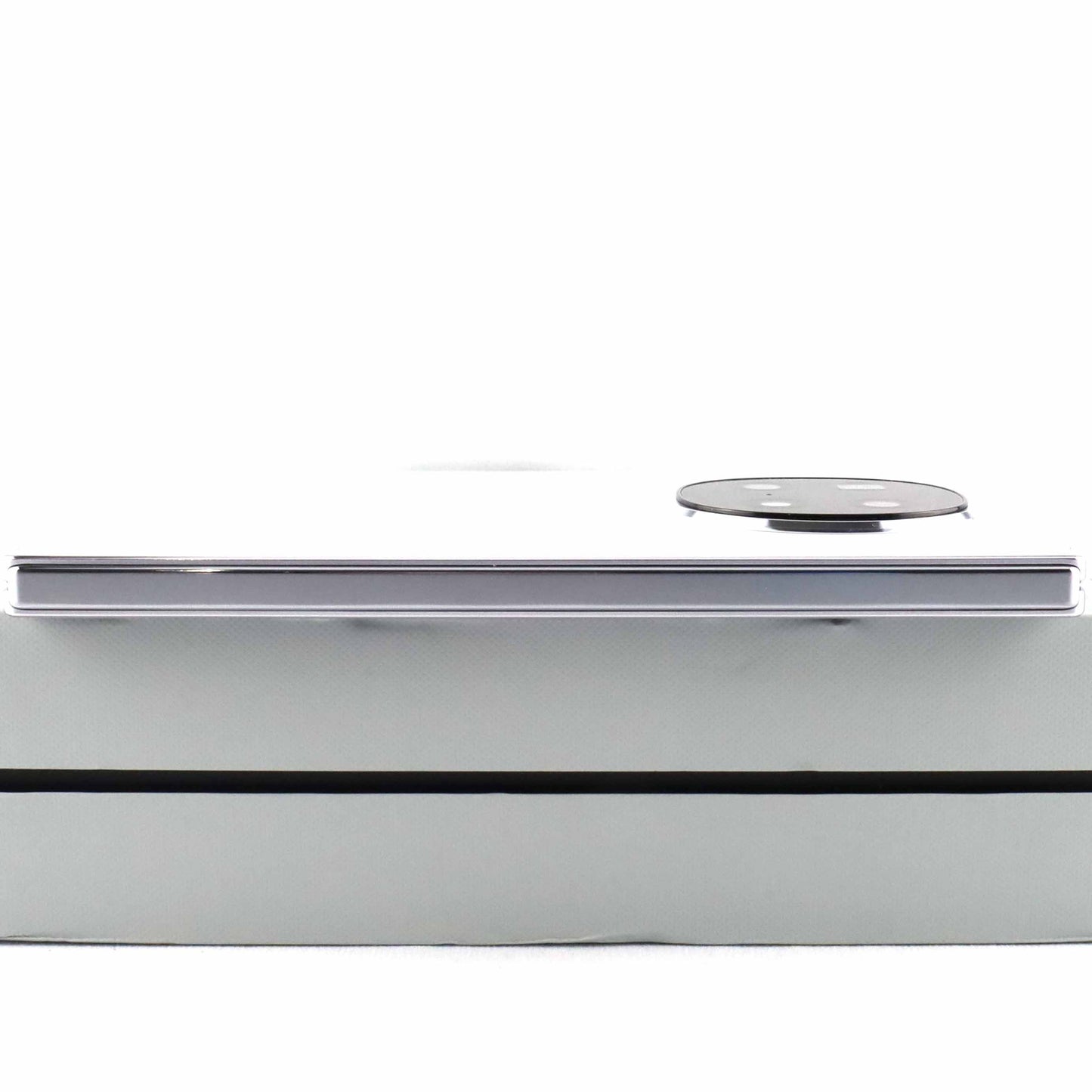 C+ランク OPPO Find N5 12/256GB White PKH110 中国版【30日保証】