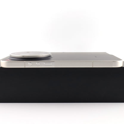 C+ランク Leica Leitzphone powered by Xiaomi 16/1024GB Black 25128PNA1G 国内版【90日保証】