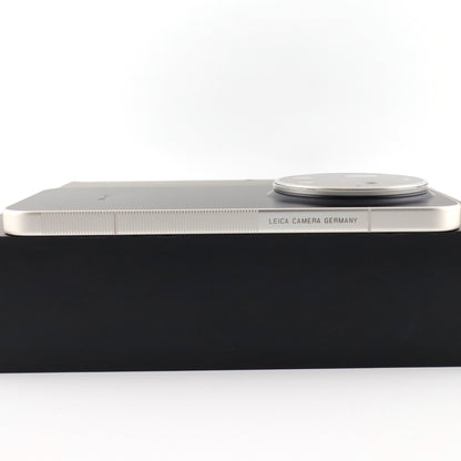 C+ランク Leica Leitzphone powered by Xiaomi 16/1024GB Black 25128PNA1G 国内版【90日保証】