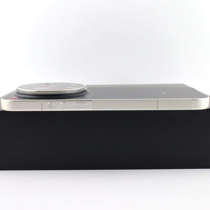 Aランク Leica Leitzphone powered by Xiaomi 16/1024GB Black 25128PNA1G 国内版【90日保証】