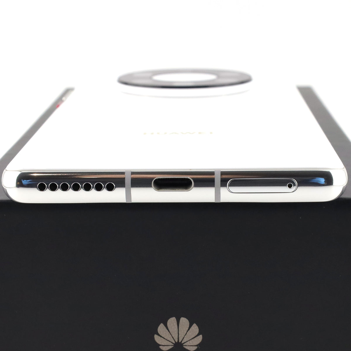B+ランク HUAWEI Mate 40 Pro+ 8/256GB White NOP-AN00 中国版【90日保証】