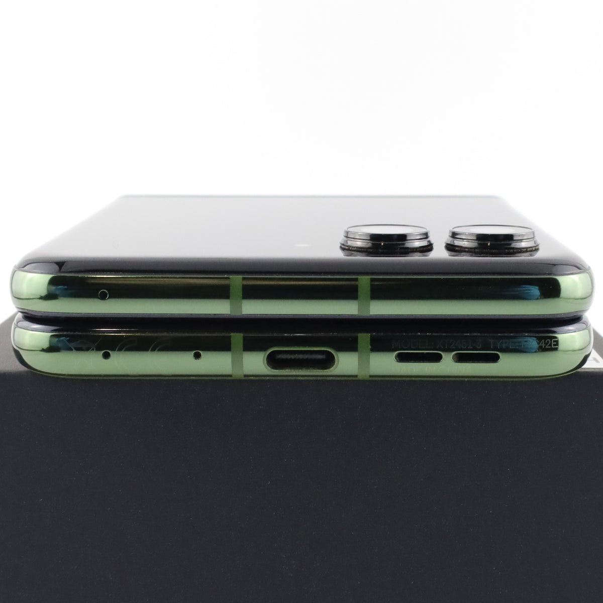 C-ランク motmorola razr 50 Ultra 12/512GB SpringGreen XT2451-3 グローバル版【30日保証】