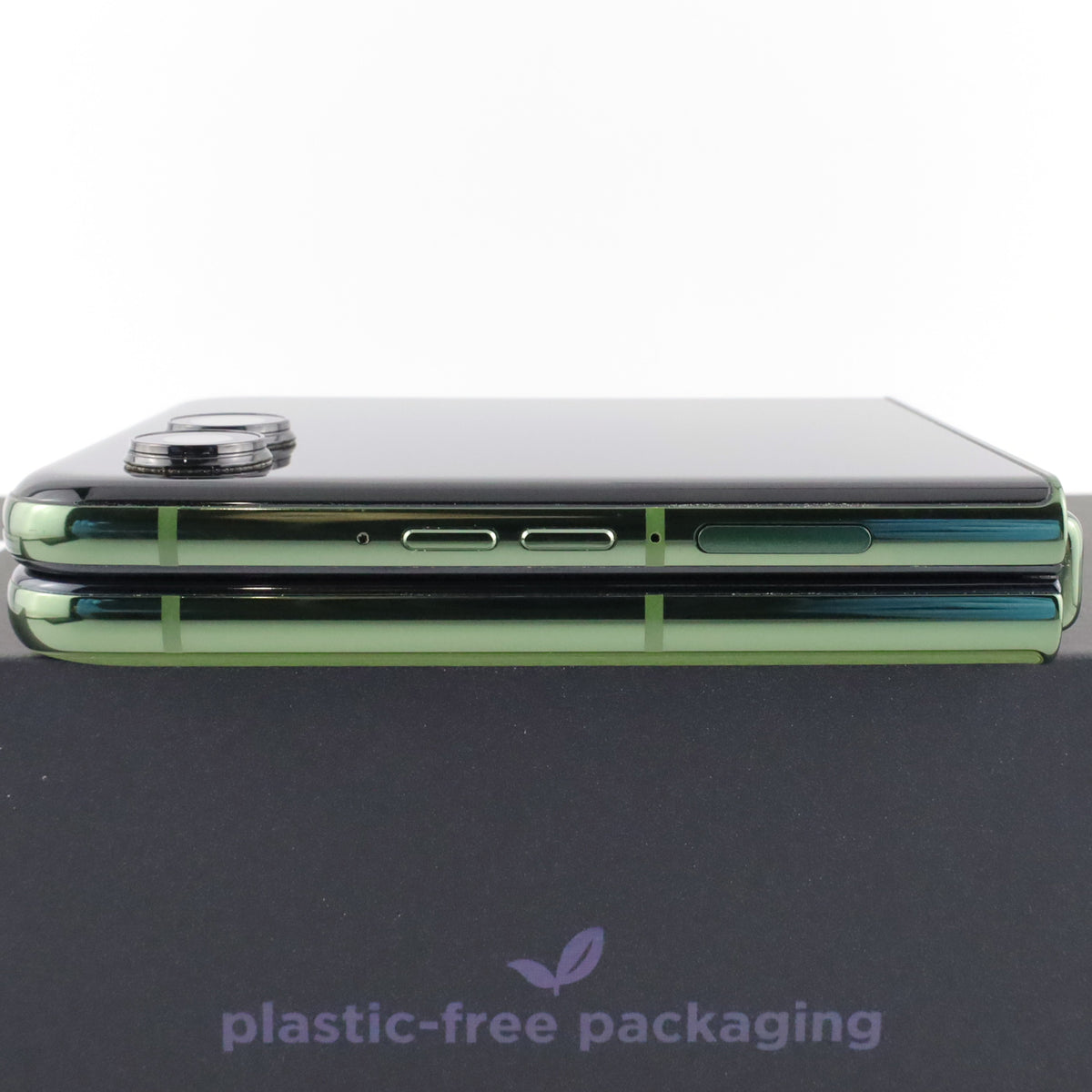 C-ランク motmorola razr 50 Ultra 12/512GB SpringGreen XT2451-3 グローバル版【30日保証】