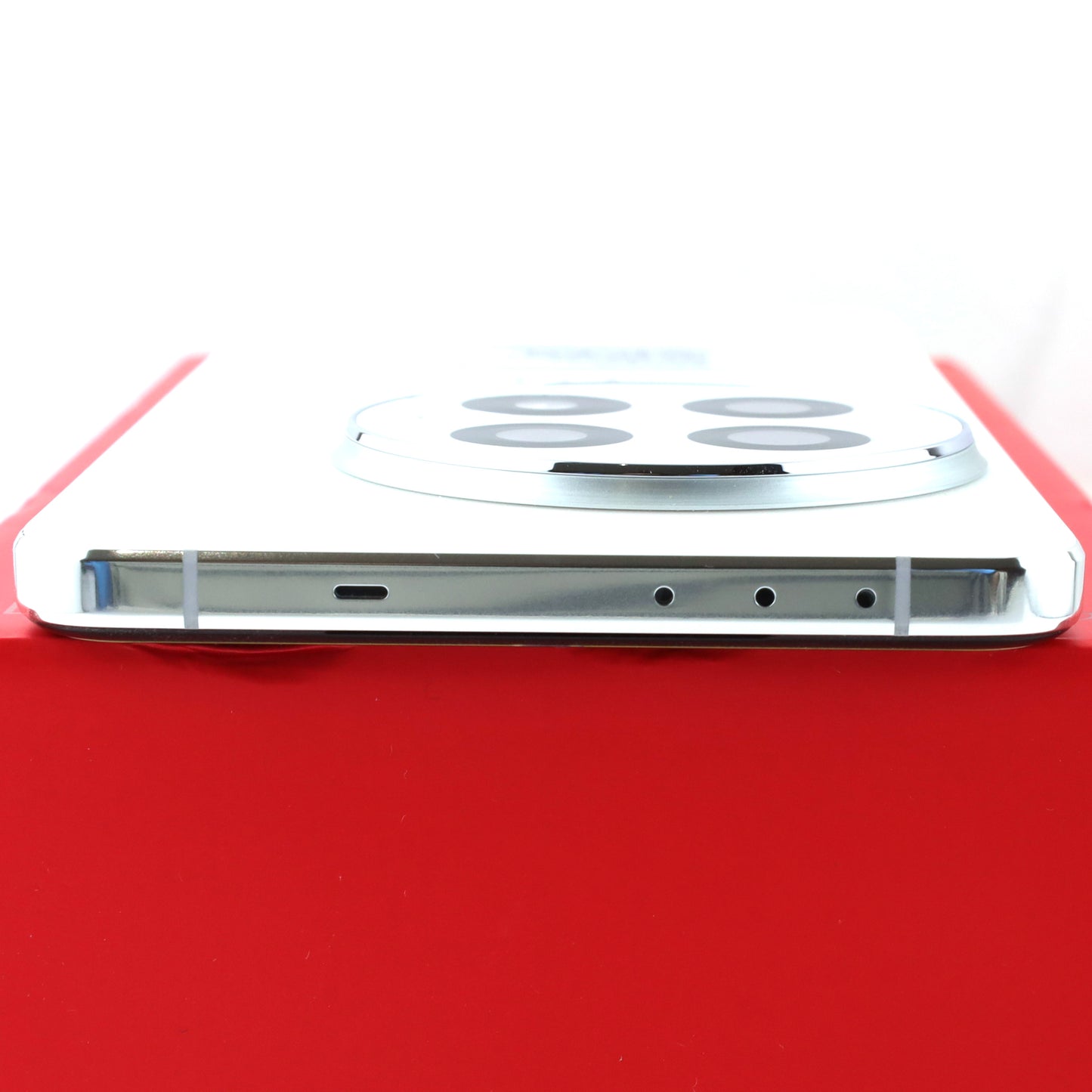 A-ランク OnePlus13 12/256GB White PZJ110 中国版【90日保証】