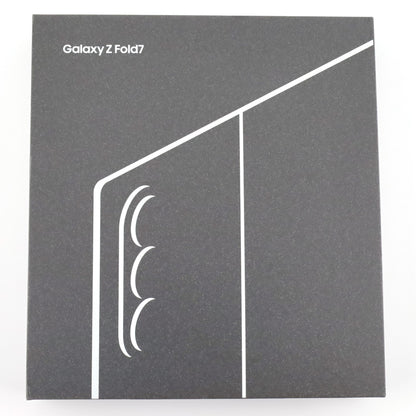 C+ランク Galaxy Z Fold7 12/256GB SilverShadow SM-F966Q 国内版【30日保証】