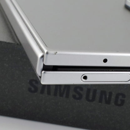 C+ランク Galaxy Z Fold7 12/256GB SilverShadow SM-F966Q 国内版【30日保証】