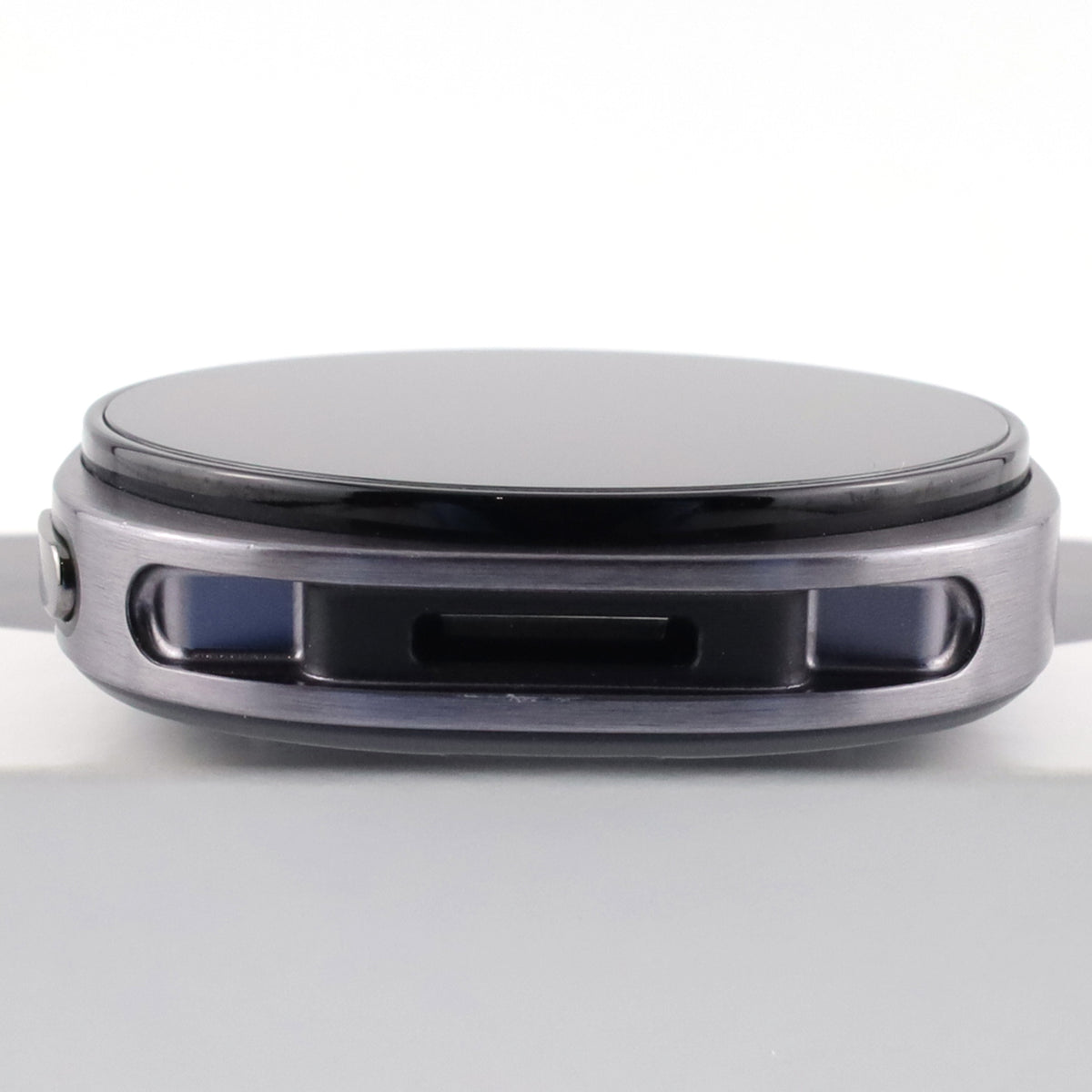Aランク Galaxy Watch8 Wi-FI 40mm Graphite SM-L320 国内版【90日保証】