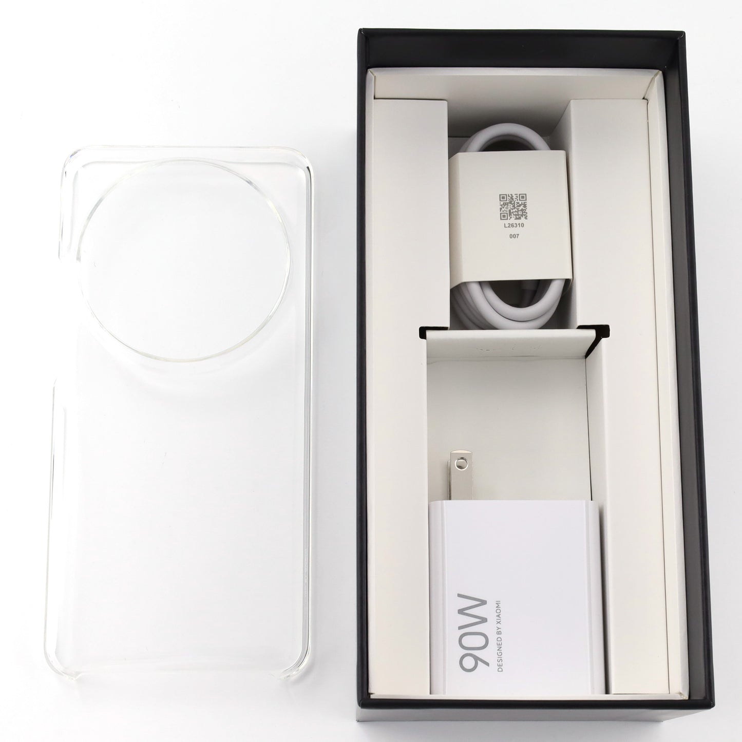 Bランク Xiaomi 15 Ultra 16/512GB SilverChrome 25010PN30G 国内版【90日保証】